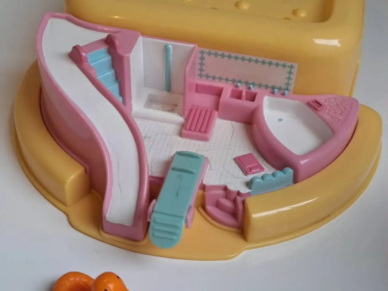 Billede 1 - Polly Pocket dukkehus 