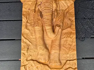 Elephant sculpture