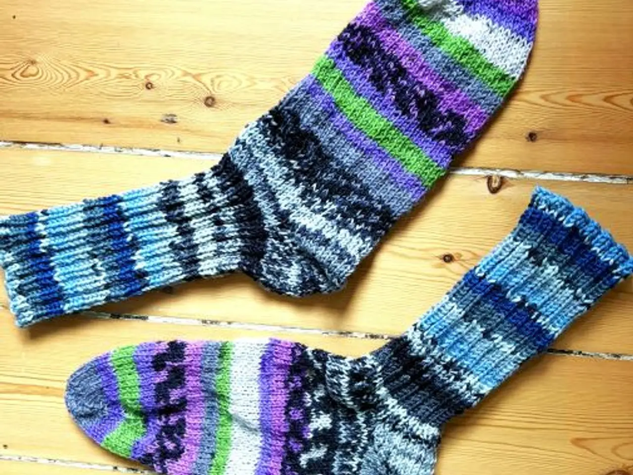Billede 4 - Håndstrikkede strømper i Superwash uld & polyester