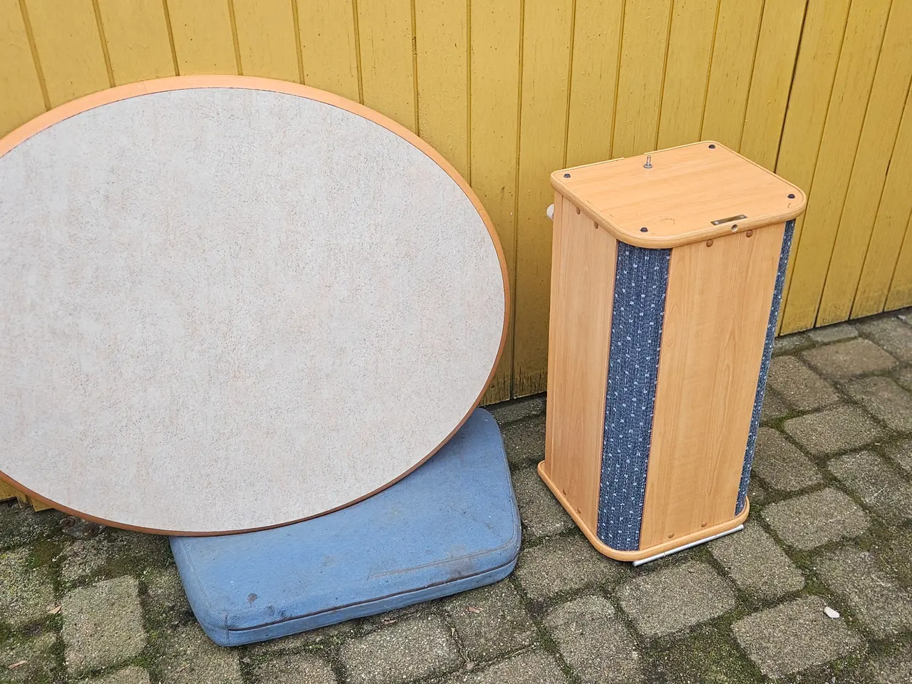 Billede 1 - Originalt ovalt bord til LMC-campingvogn