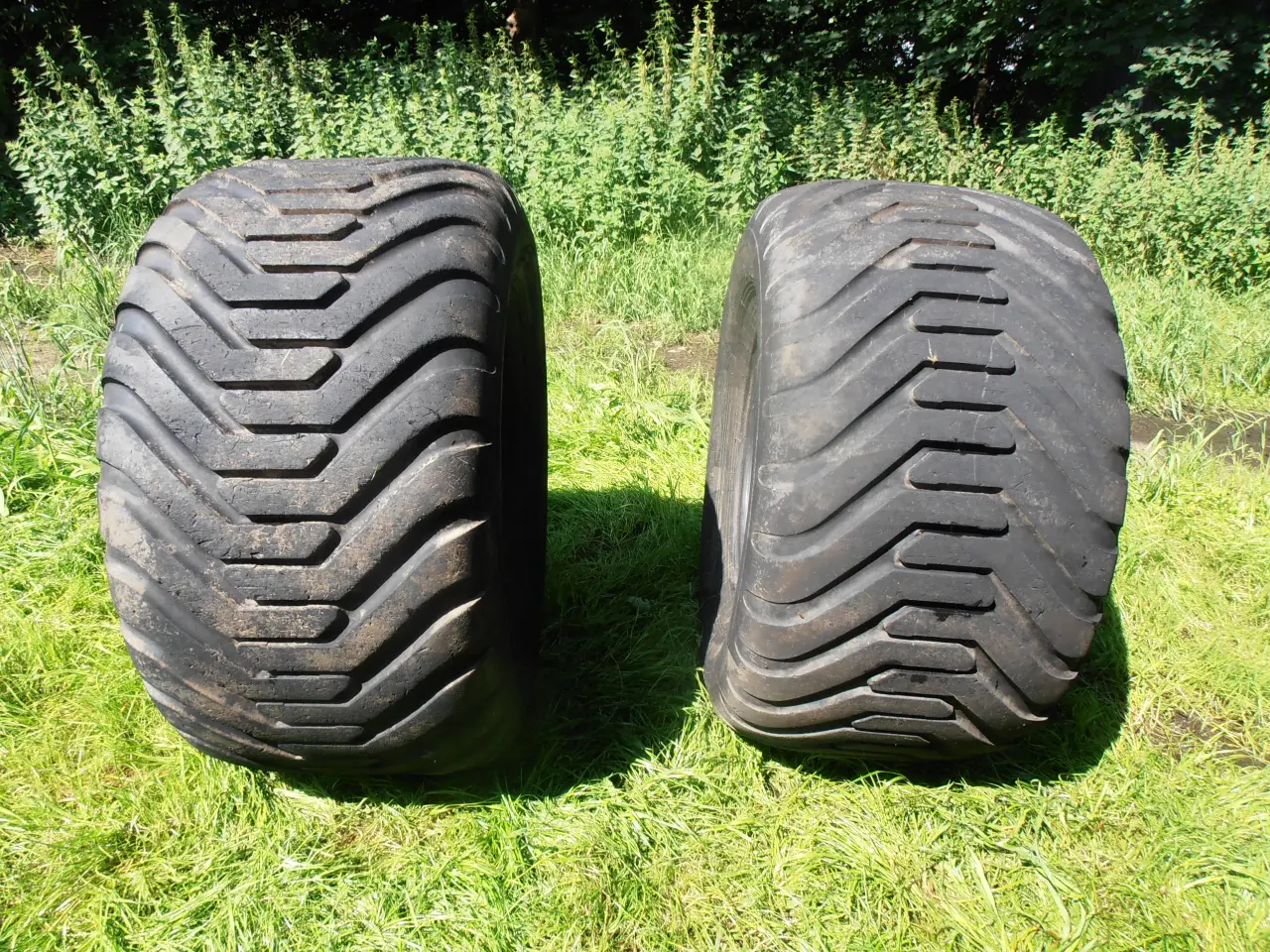 Billede 1 - Dæk 550/60-22.5" .