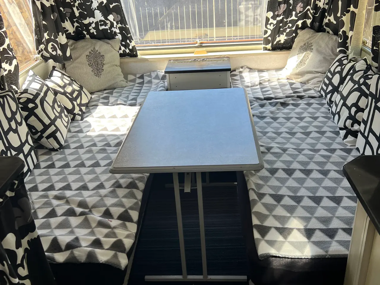 Billede 6 - Campingvogn Sprite 450 enkeltsenge