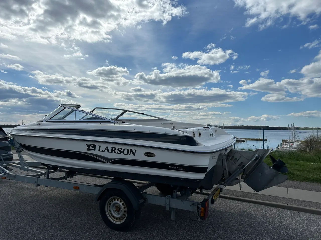 Billede 2 - 18 fod Larson Bowrider
