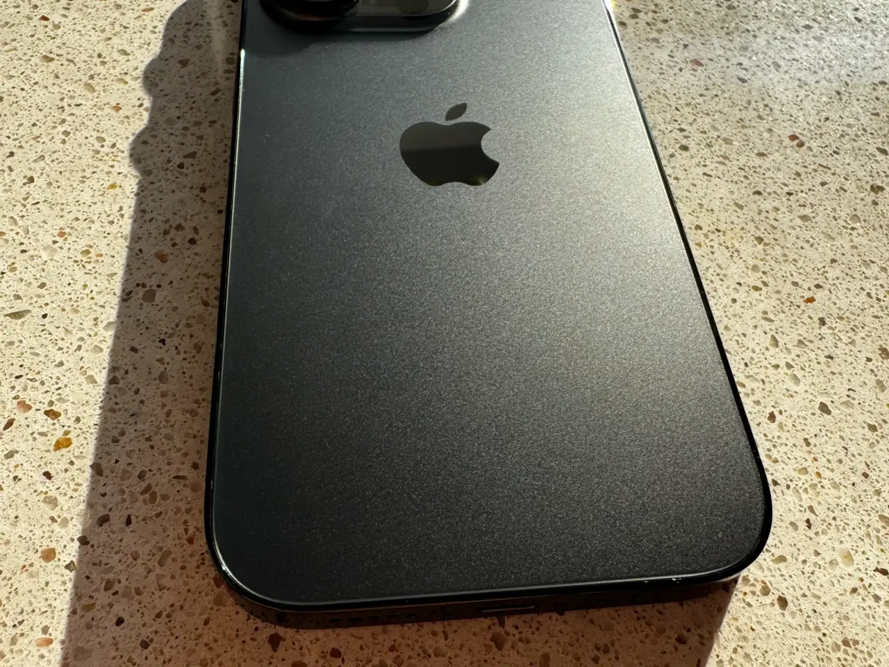 Billede 1 - iPhone 14 Pro | Som Ny | 100% batteri 