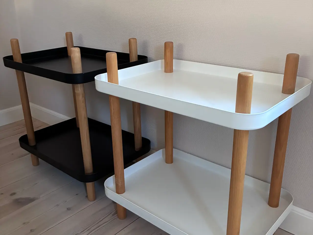 Billede 2 - 2 fine design bakkeborde / sideborde / sengebord