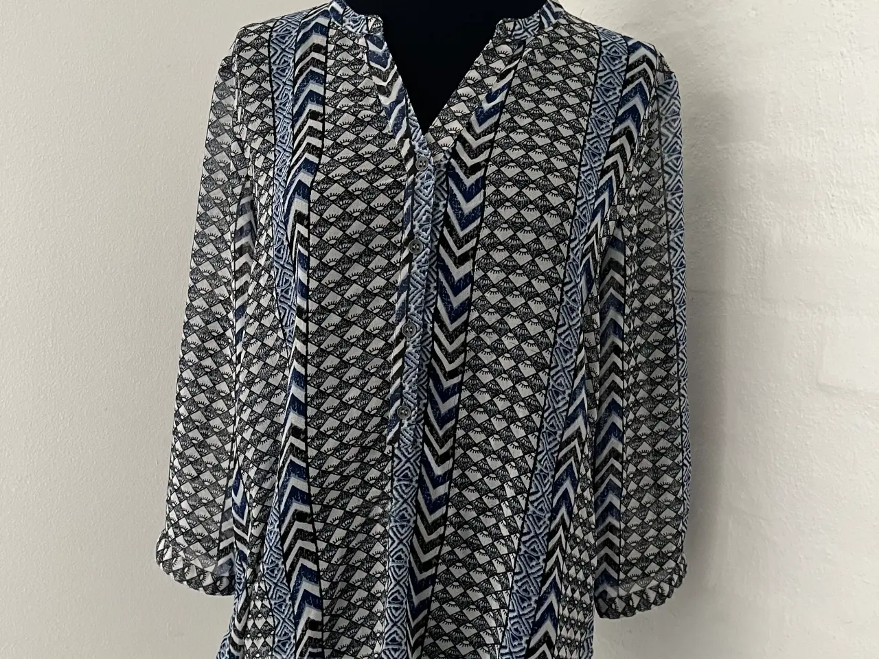 Billede 1 - Bluse str.36
