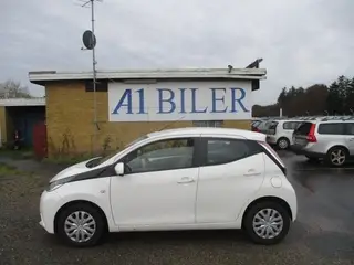 Toyota Aygo 1,0 VVT-i x