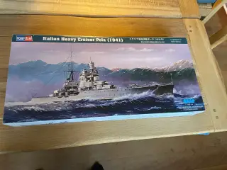 Hobbyboss Heavy Cruiser Pola 1/350