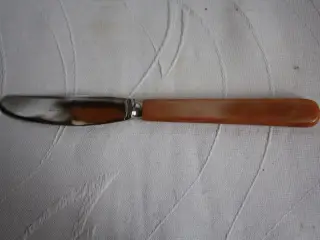 Knive med skaft af kunststof