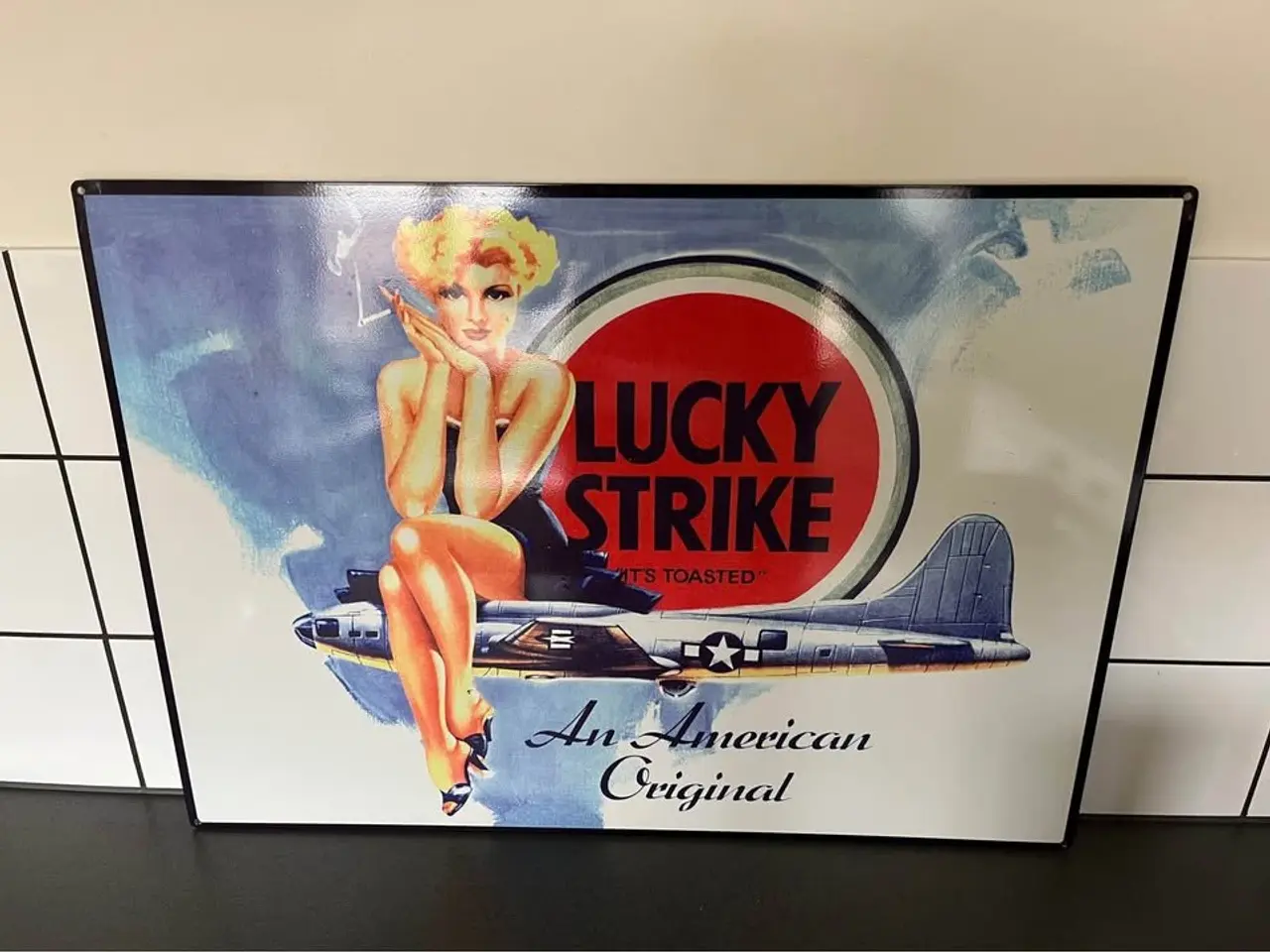 Billede 1 - Lucky Strike Skilt