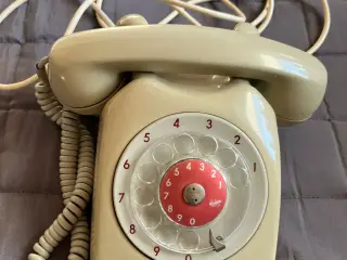 Telefon med drejeskive
