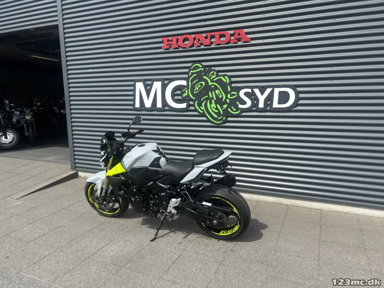 Billede 15 - Suzuki GSR 750 MC-SYD BYTTER GERNE