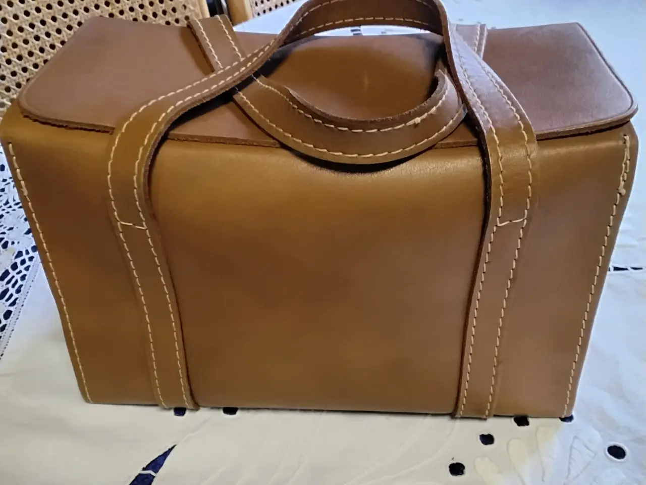Billede 2 - Vintage kernelæder håndtaske - 28 X 14 X 18 cm