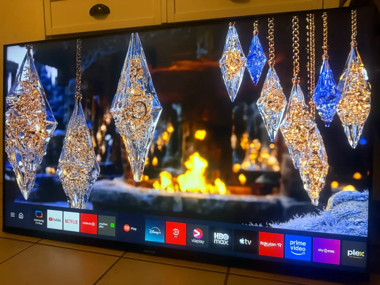 Billede 2 - Samsung Slim Smart TV 65” 4K Crystal Led Wifi. 