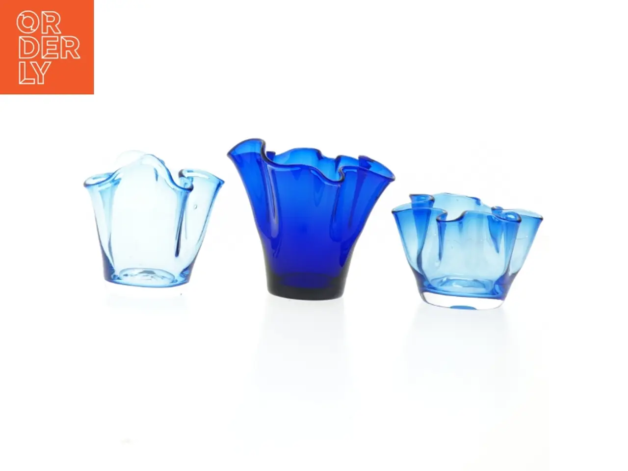 Billede 1 - Glas vaser/lysestager med bølget kant (str. 10-6 cm)