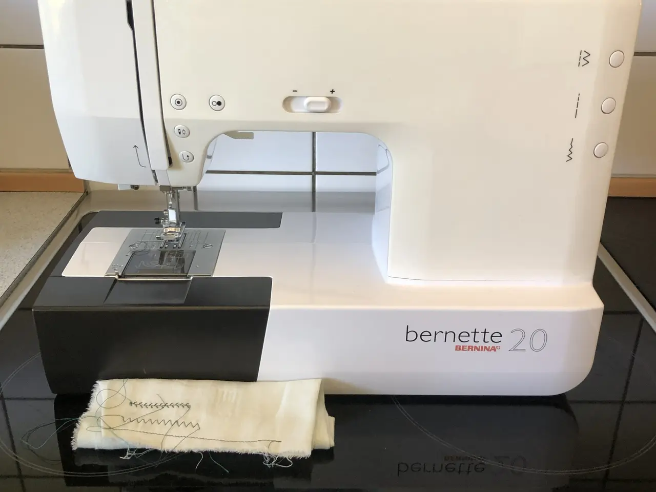 Billede 2 - Bernina Bernette 20 Symaskine
