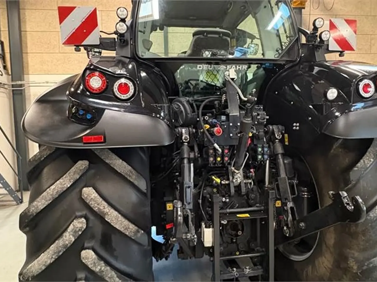 Billede 3 - Deutz-Fahr Agrotron 8280 TTV Stage V Warrior luksus