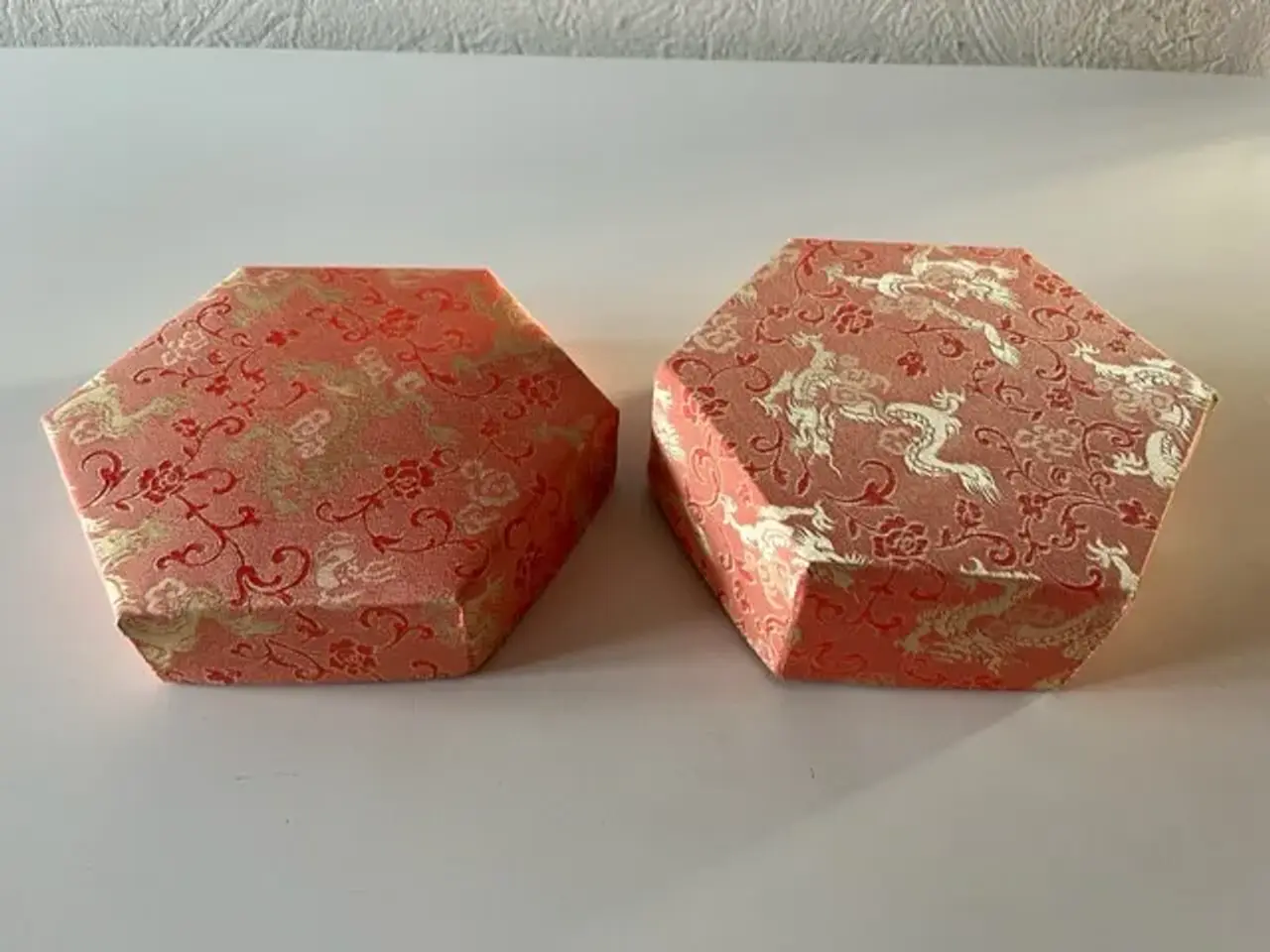 Billede 3 - Æske syet i patchwork