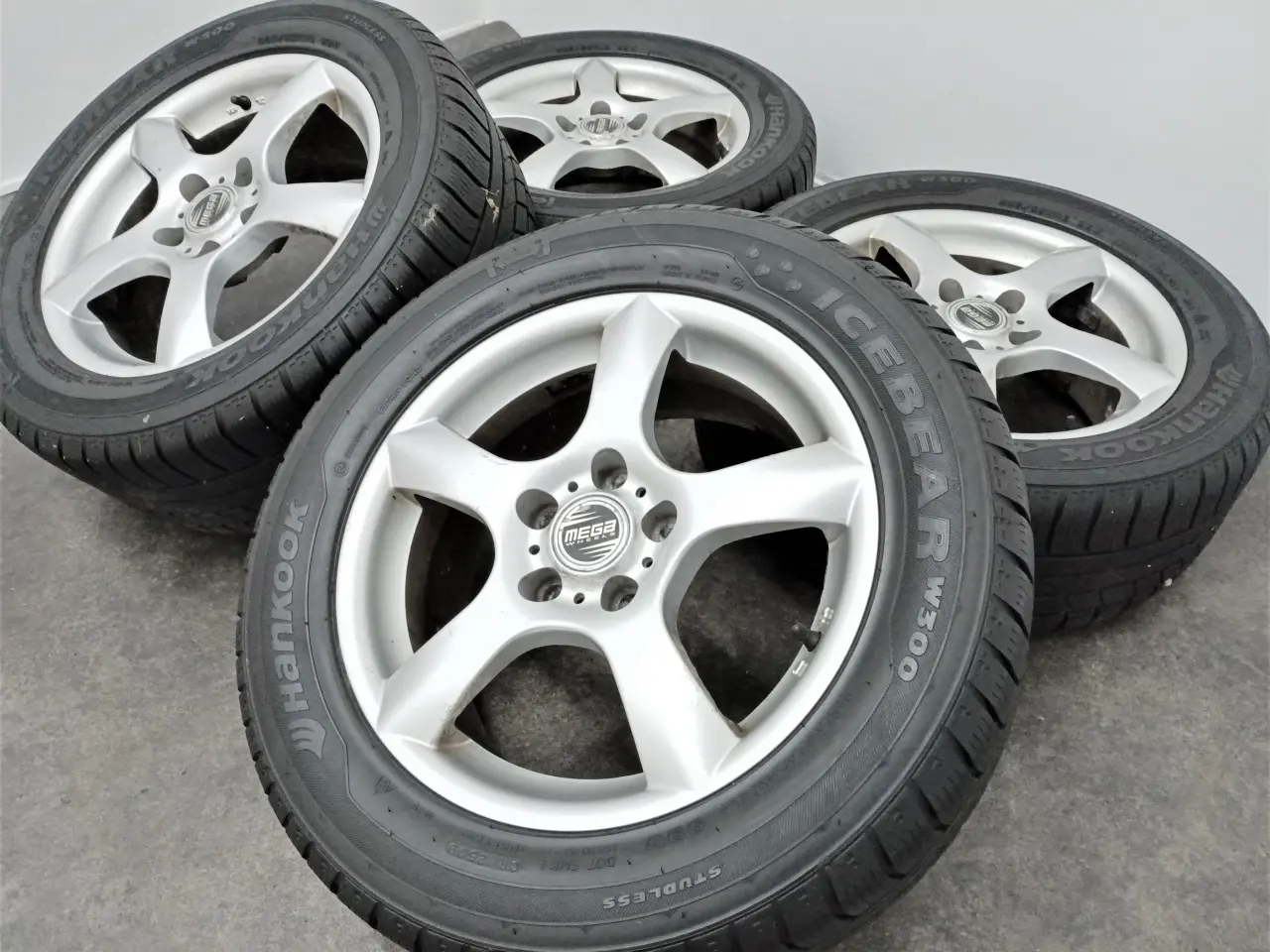 Billede 2 - 5x112 16" ET38 MegaWheels vintersæt