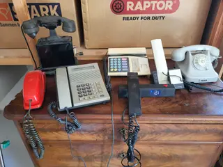 7 gamle telefoner