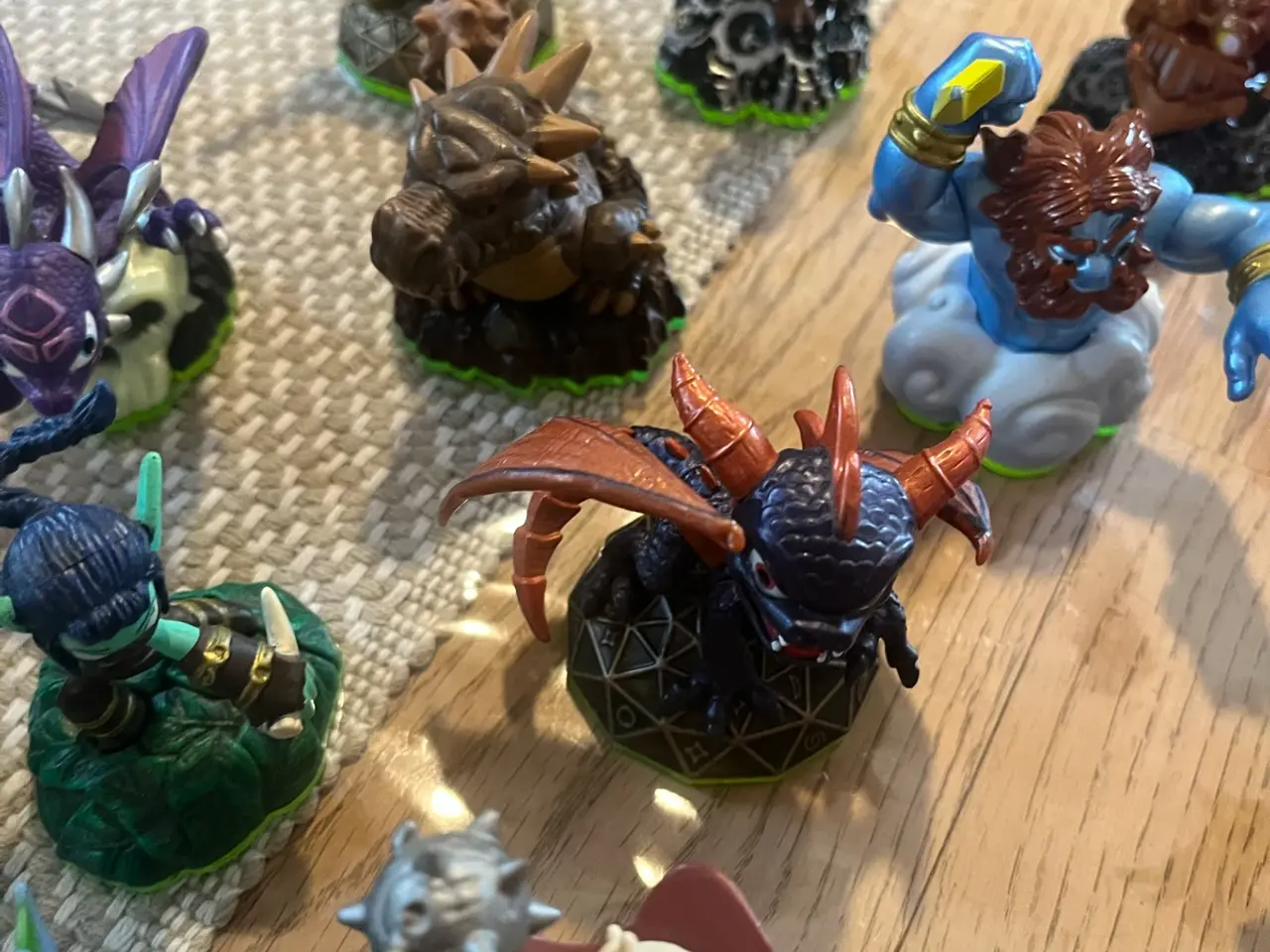 Billede 4 - Stort Skylanders lot