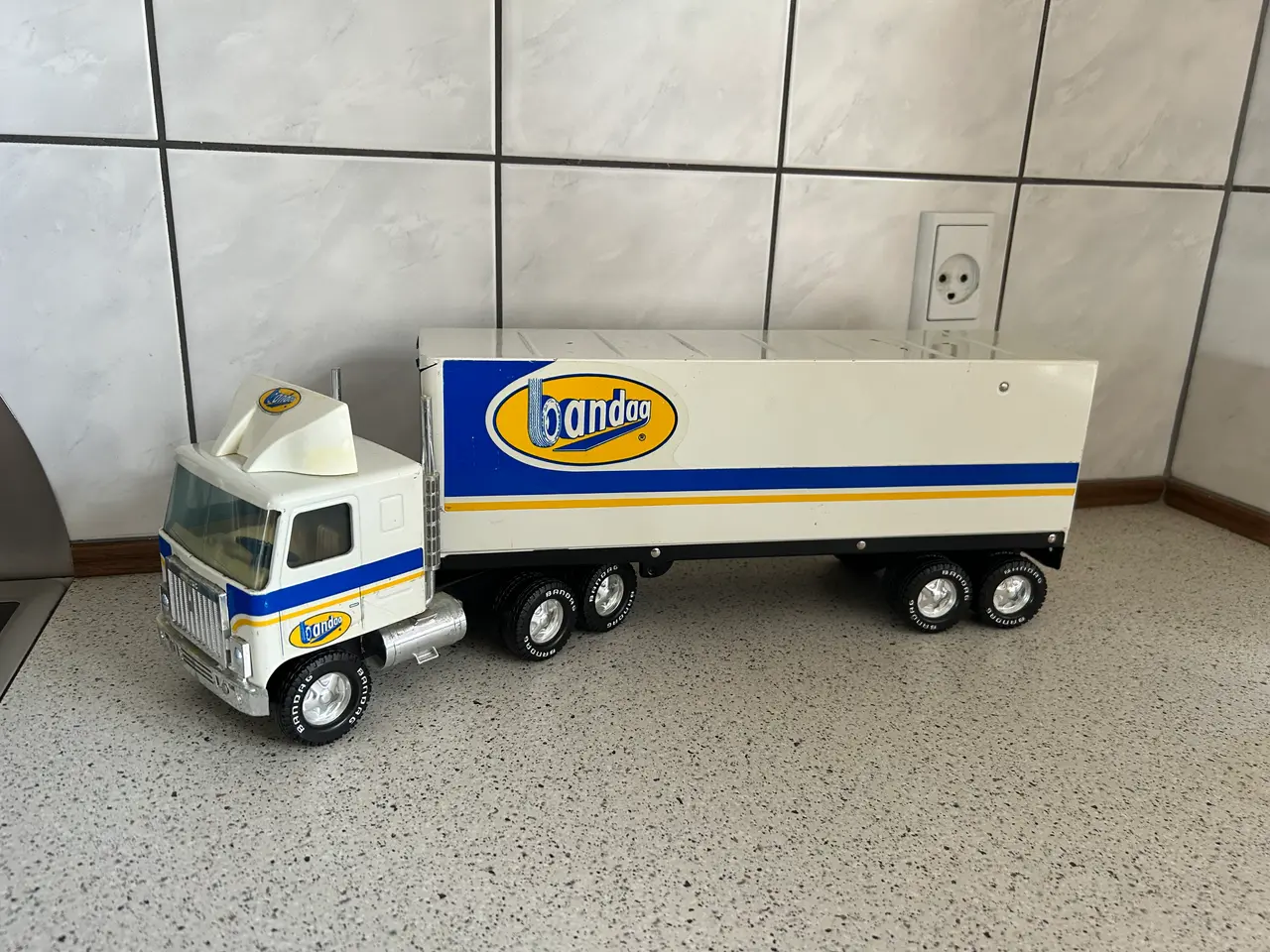 Billede 1 - Modellastbil