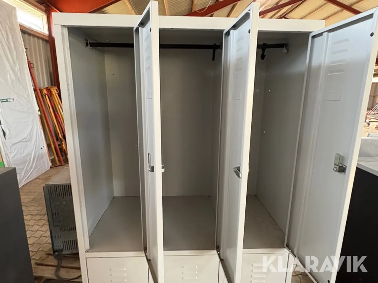 Billede 4 - Garderobeskab 1 styk