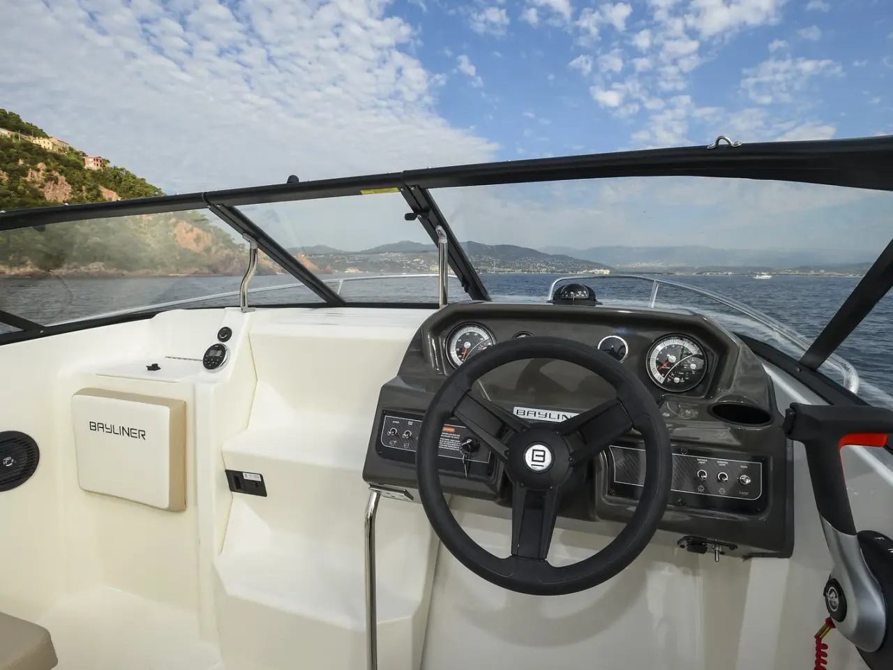 Billede 16 - Bayliner VR5 Cuddy med F150 Mercury-EFI XL 3,0L  - inkl. udstyr