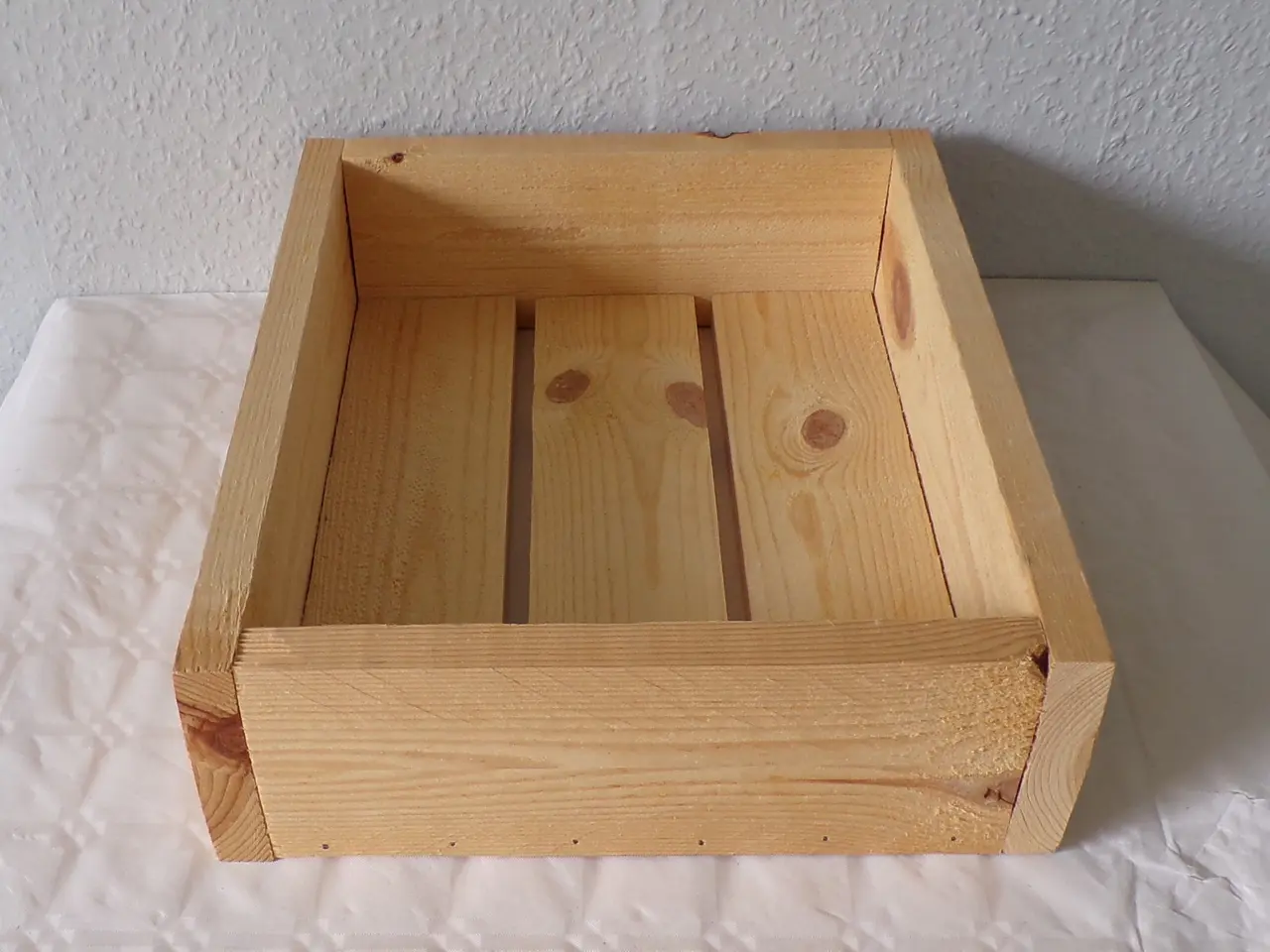 Billede 5 - Bakke i genbrugstræ 35 x 30 cm