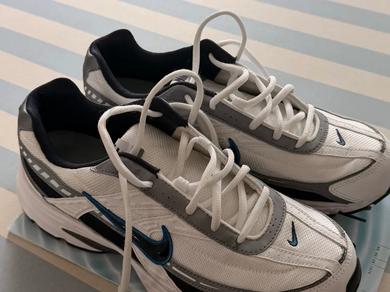 Billede 4 - Meget Lækre NIKE INITIATOR brugt 2 gange indendør