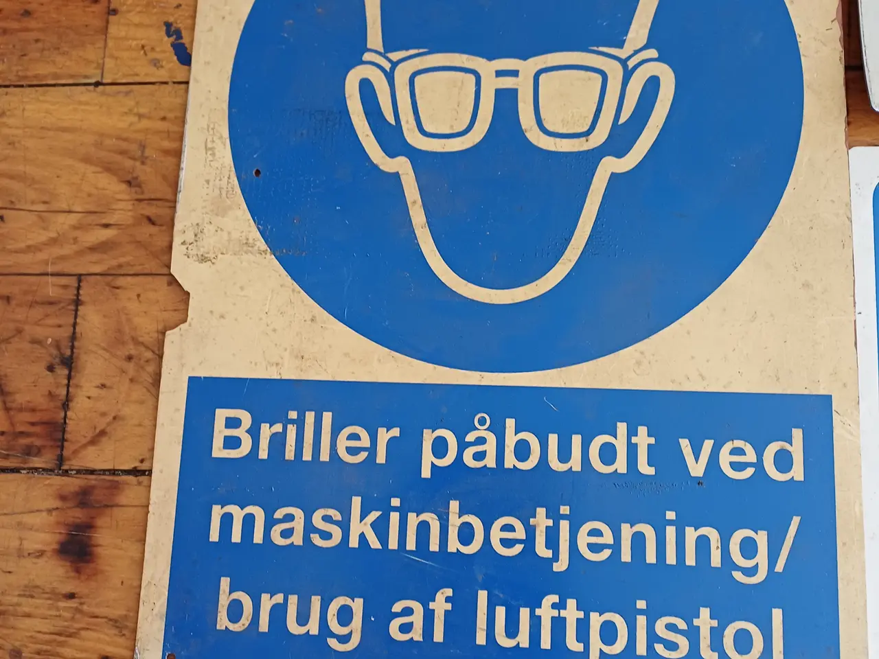 Billede 3 - Skilte