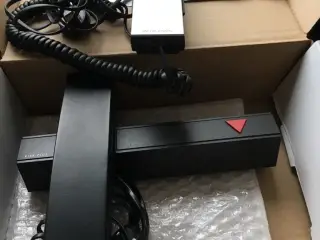 2 væg telefoner sælges.
