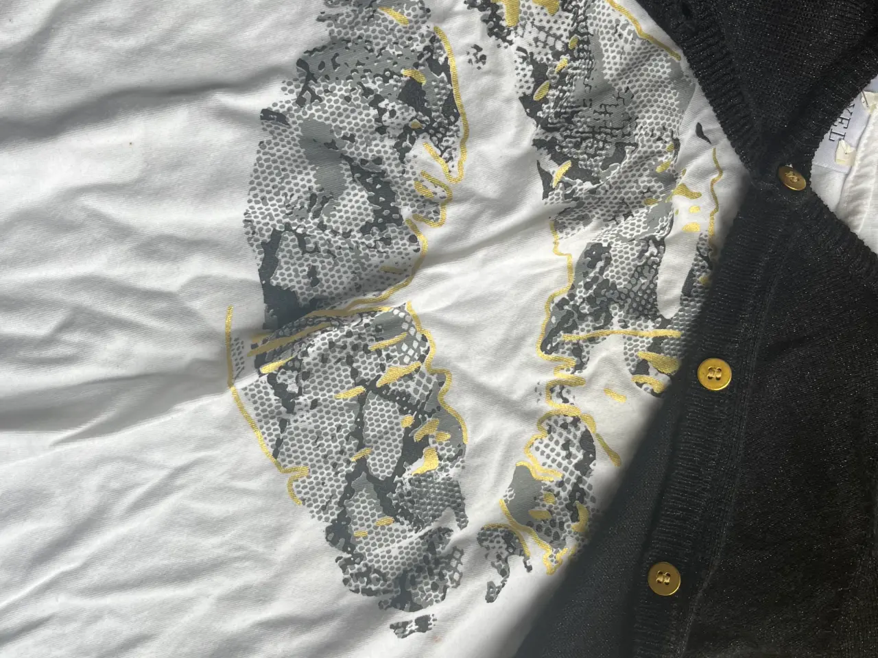 Billede 5 - Pigesæt med bukser, cardigan, t-shirt