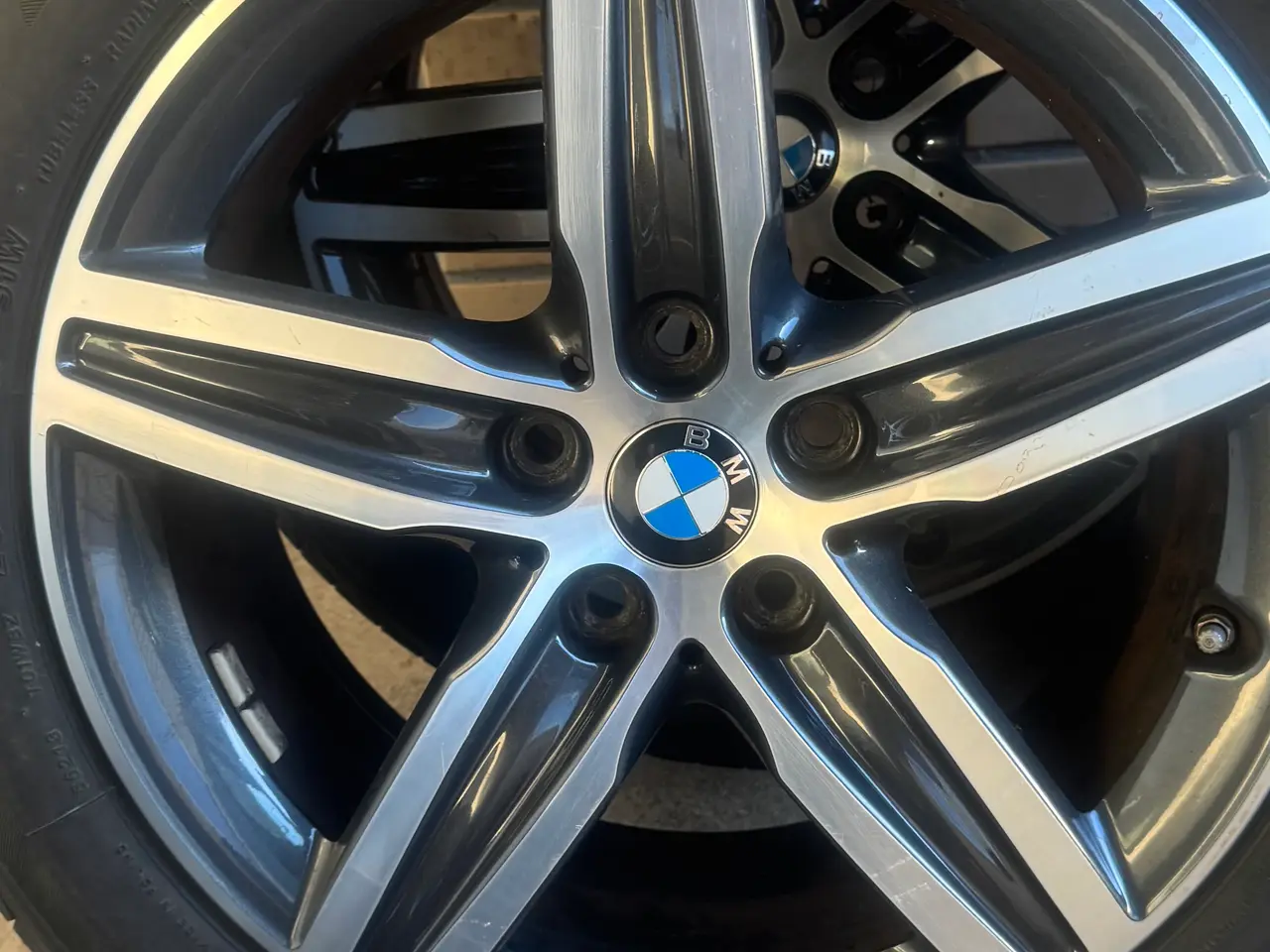 Billede 1 - MBW original Alufælge med 98% dæk(6-7 mm)