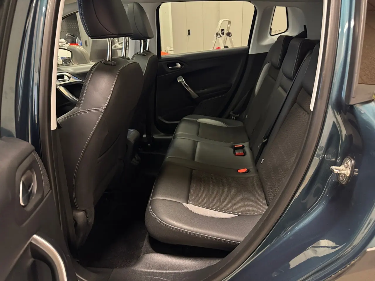 Billede 11 - Peugeot 2008 1,6 BlueHDi 100 Allure Sky