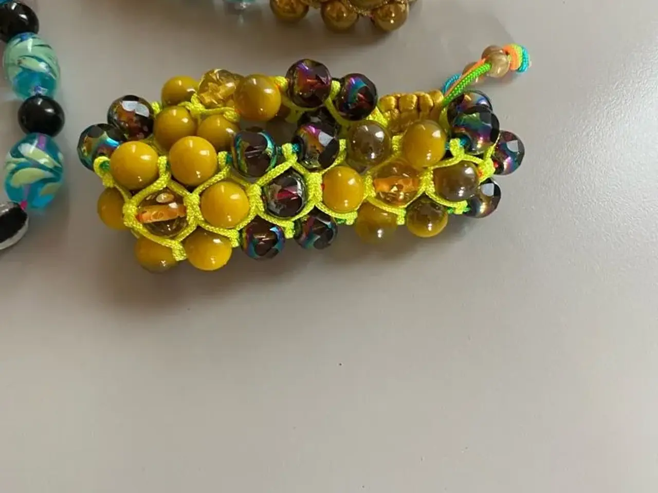 Billede 6 - Nye knyttede armbånd