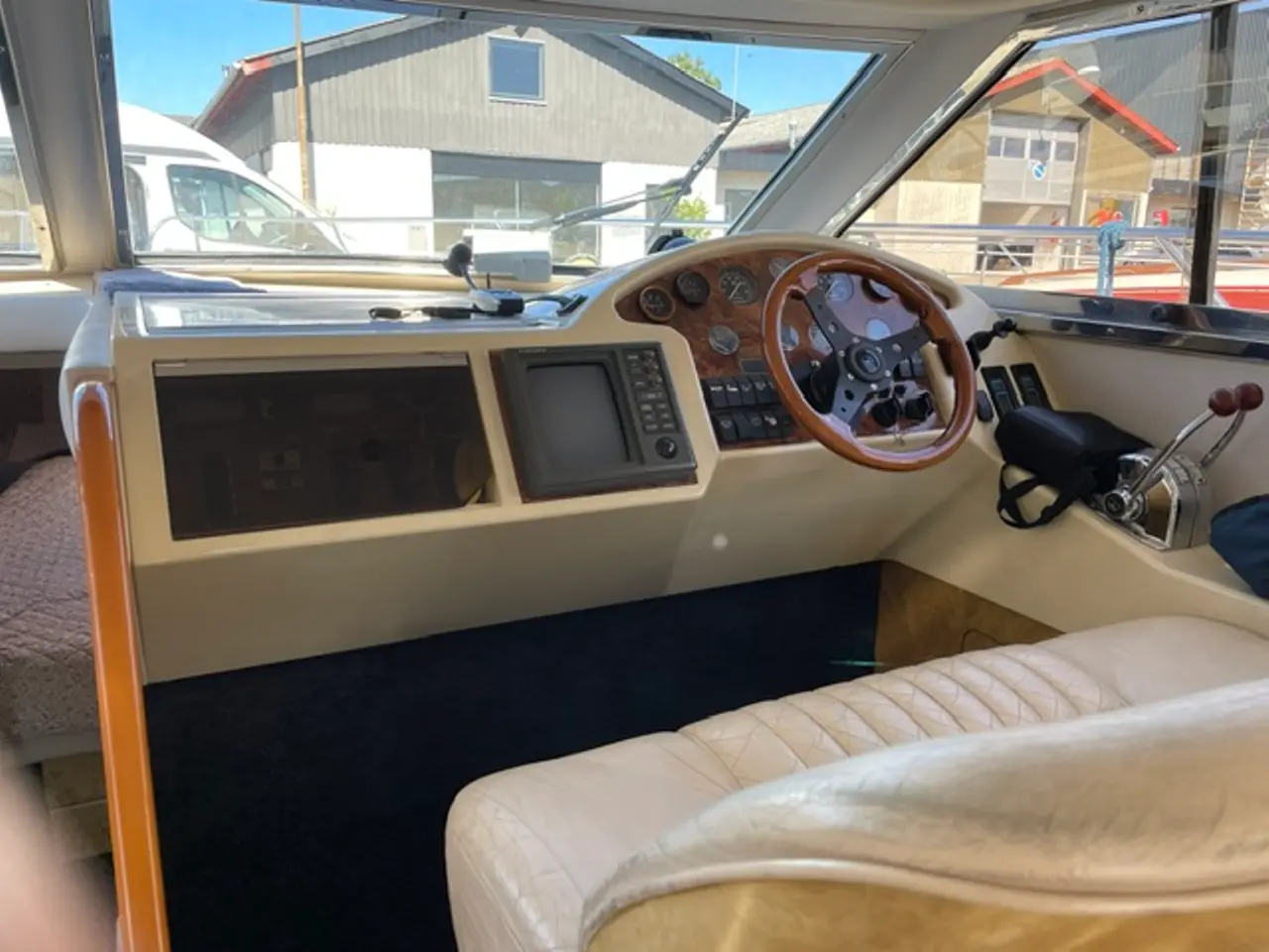Billede 13 - Princess 360 Fly - flybridge 