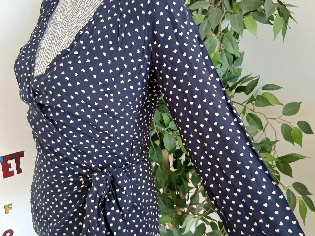 Billede 5 - Slå-om bluse. Ganni. XS/34