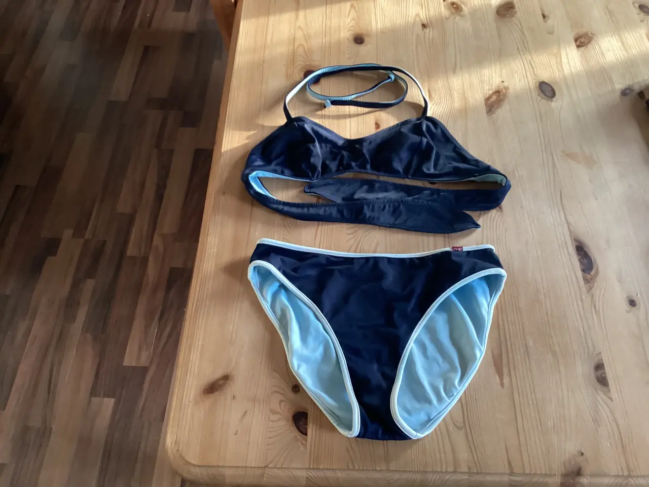 Billede 1 - Masser Af Bikini Forsk. Str.