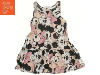 Sommerkjole med Disney-print fra H&M (str. 92)