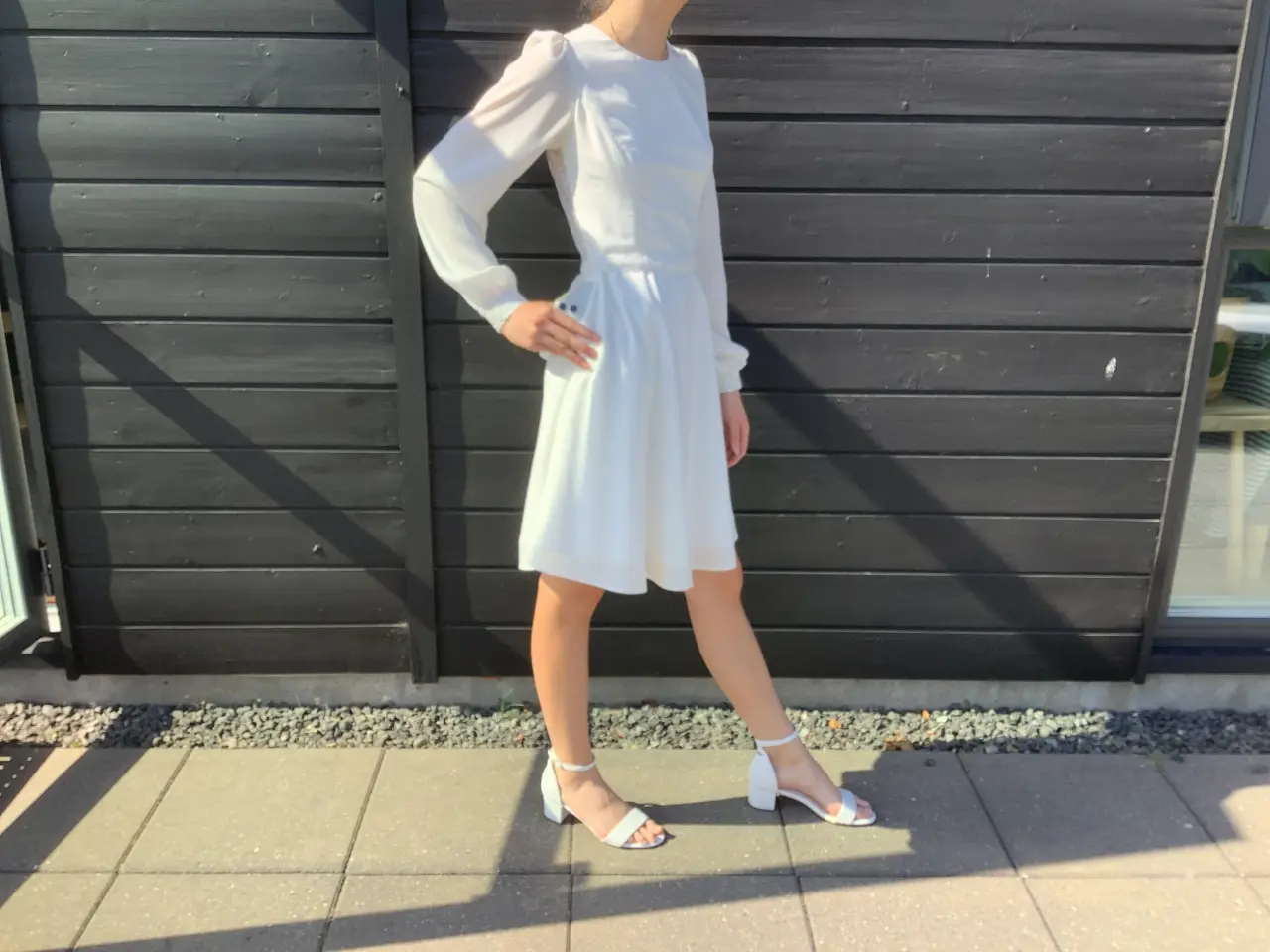 Billede 1 - Konfirmations kjole Nicole de Val str. 34