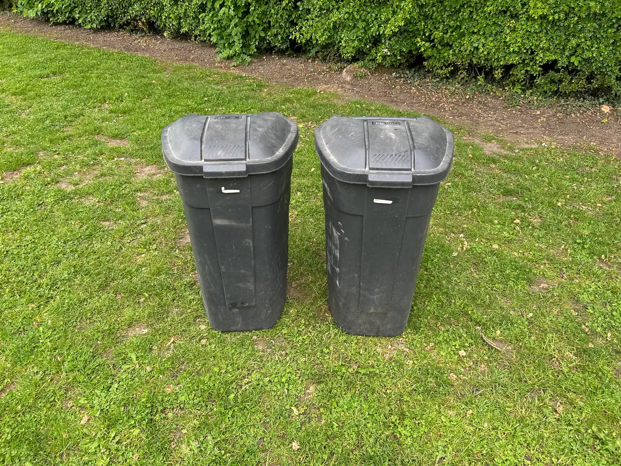 Billede 1 - Affaldsbeholdere 
