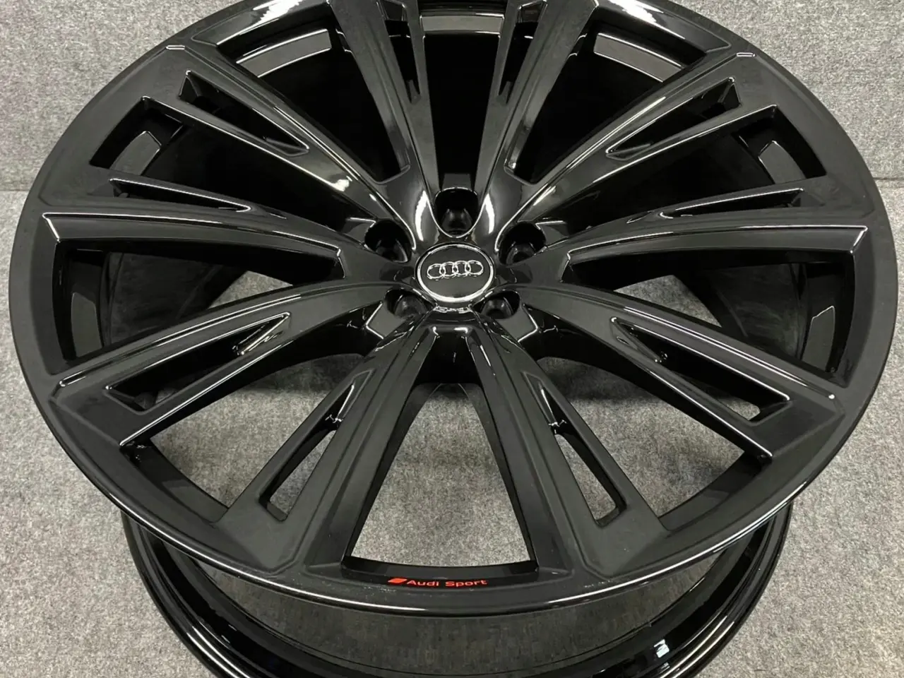 Billede 1 - ALUFÆLGE AUDI Q8 Q7 SQ8 SQ7 RSQ8 RSQ7 4M8 23"