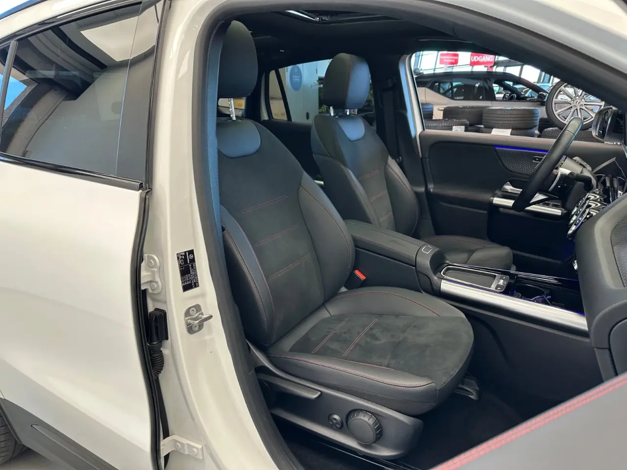 Billede 12 - Mercedes EQA250+  AMG Line