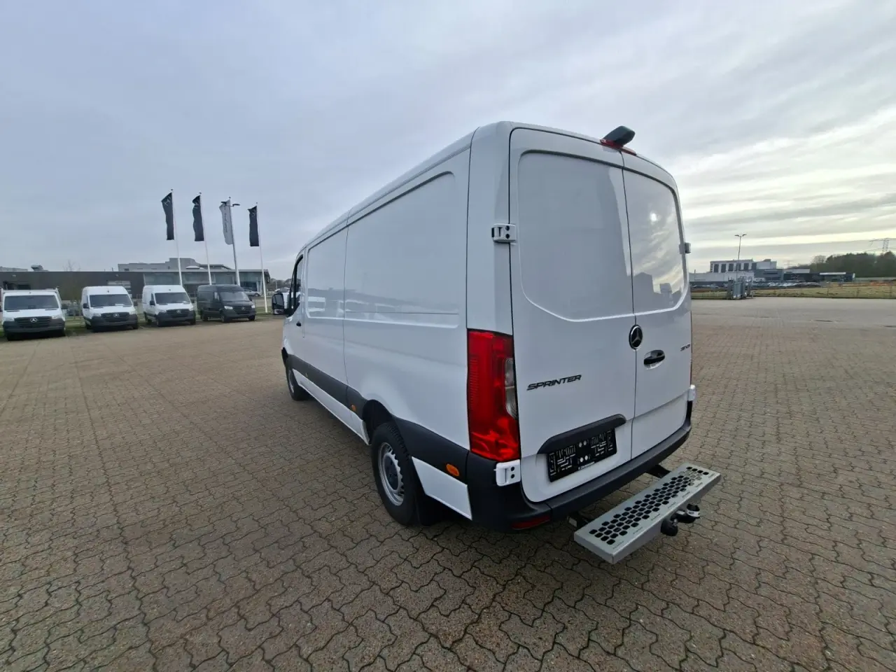 Billede 2 - Mercedes Sprinter 317 2,0 CDi A2 Kassevogn aut. RWD