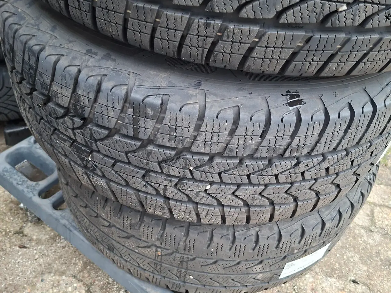 Billede 1 - Vinterhjul Ford transit 16 tommer