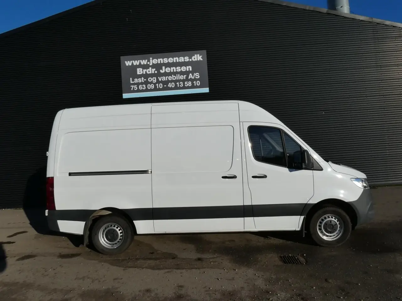Billede 2 - Mercedes-Benz Sprinter 317 2,0 CDI A2 H2 RWD 9G-Tronic 170HK Van Aut.