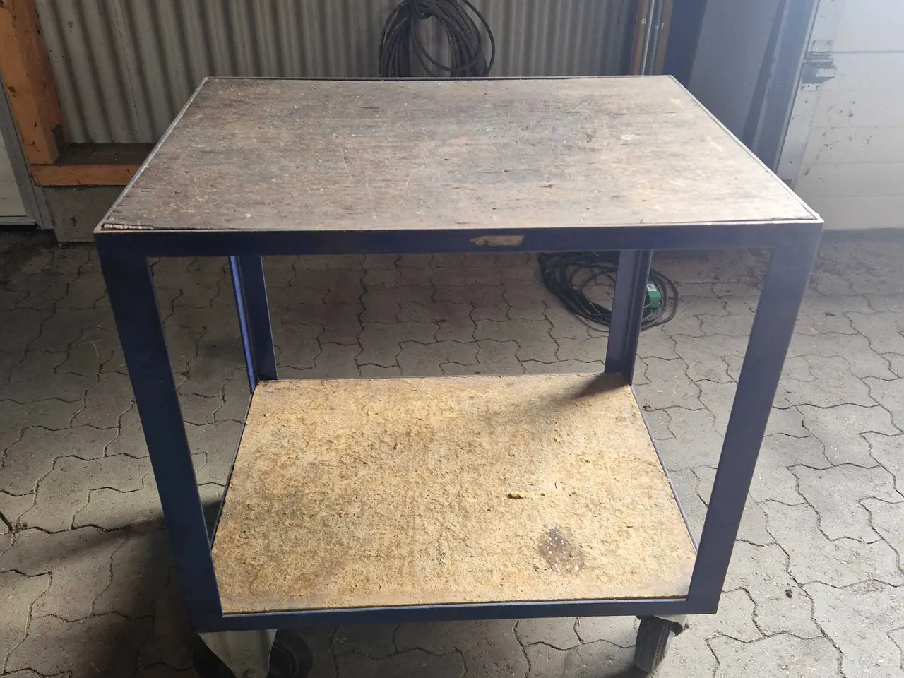 Billede 2 - Rullebord med gode store hjul