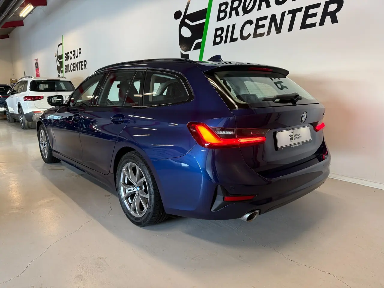 Billede 3 - BMW 320i 2,0 Touring Sport Line aut.