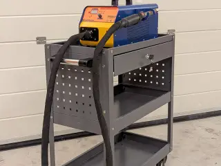 Tilbud - Induktionsvarmer Super kraftig 3.5kw model fra bulldog Vandkølet nu GRATIS værkstedsvogn